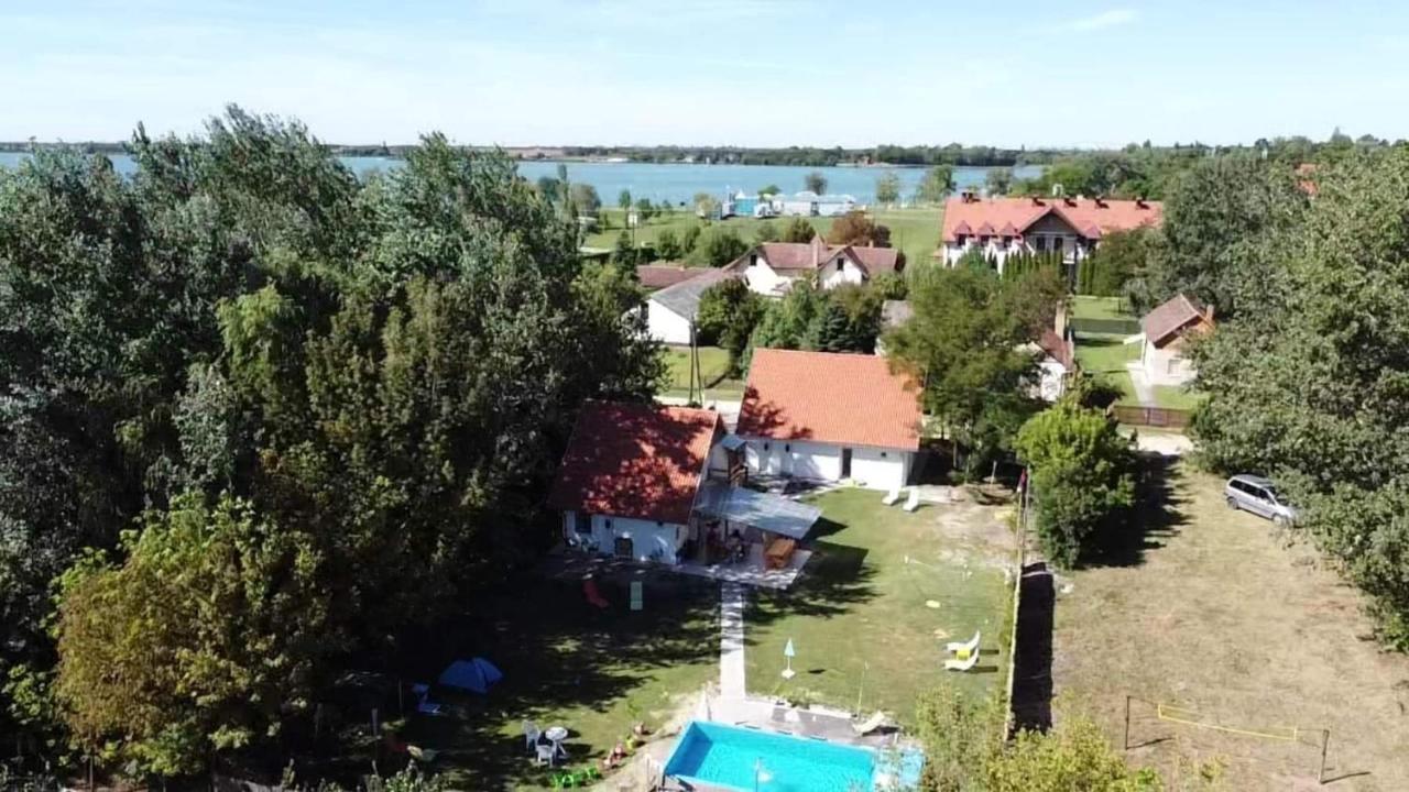 Mirella Rooms Palić Exterior foto