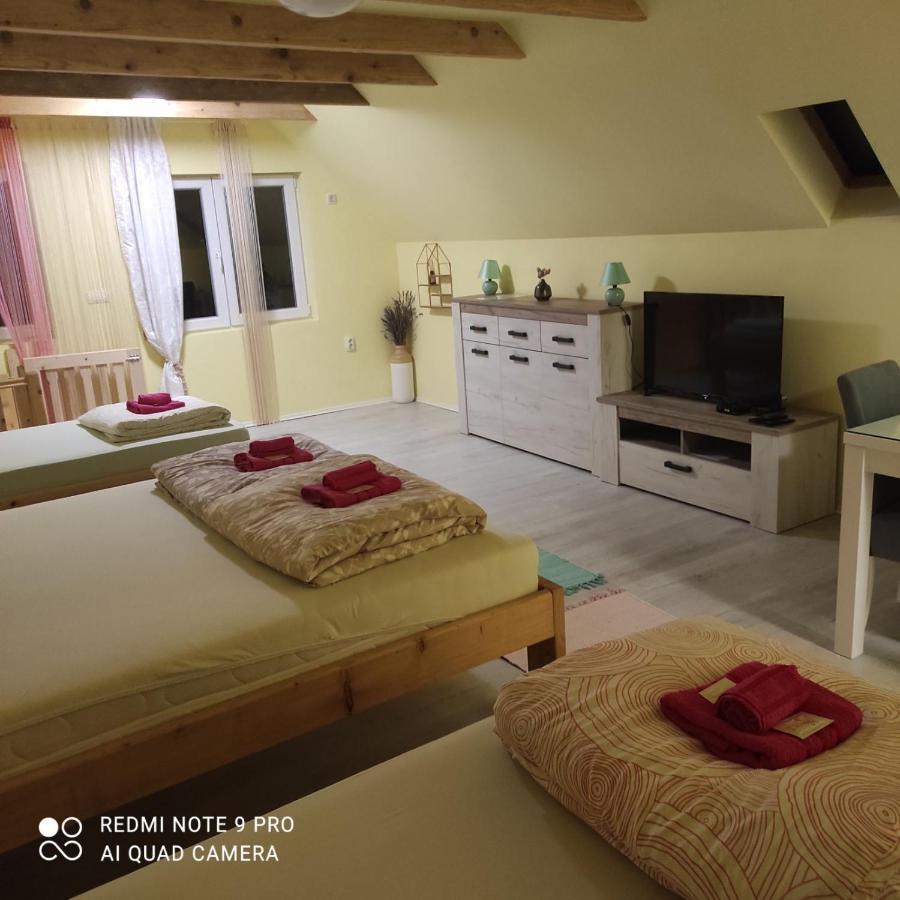 Mirella Rooms Palić Exterior foto